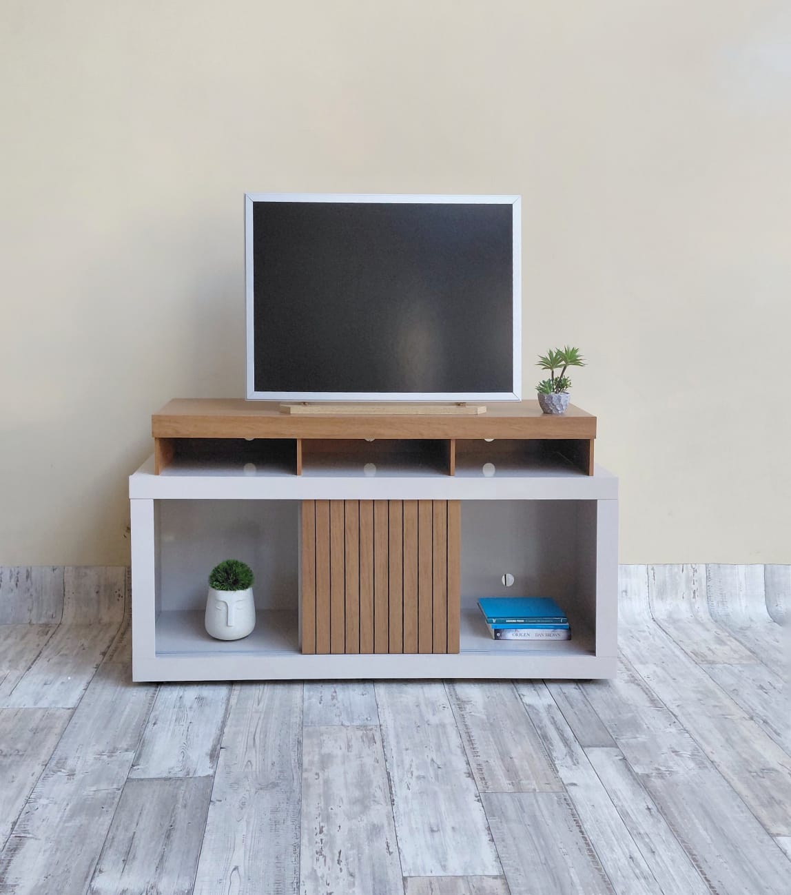 WhatsApp Image 2025-12-02 at 10.23.21 (1)